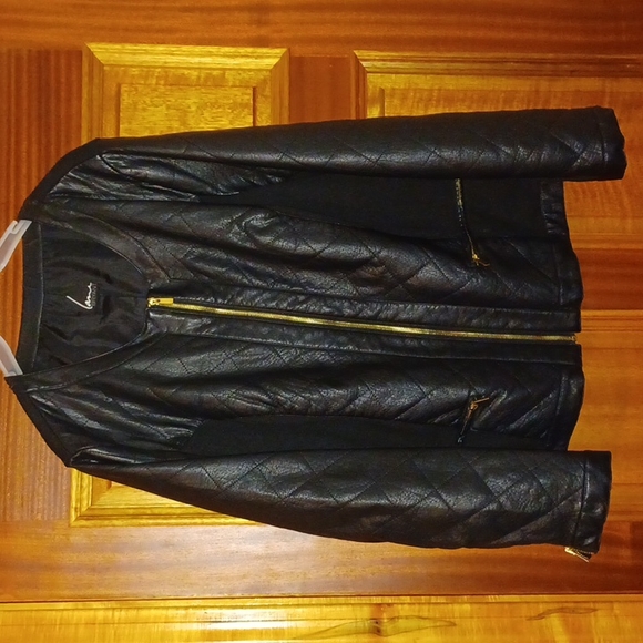 Lane Bryant Jackets & Blazers - Black Mixed Media Vegan Leather Jacket w/Gold Zip DetailingSz.22/24